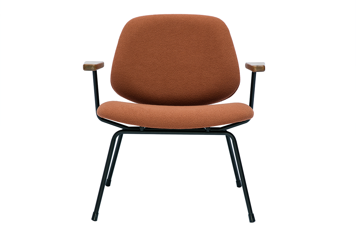 Fauteuil design en tissu effet laine boucl�e terre br�l�e, m�tal noir et bois fonc� BARNET