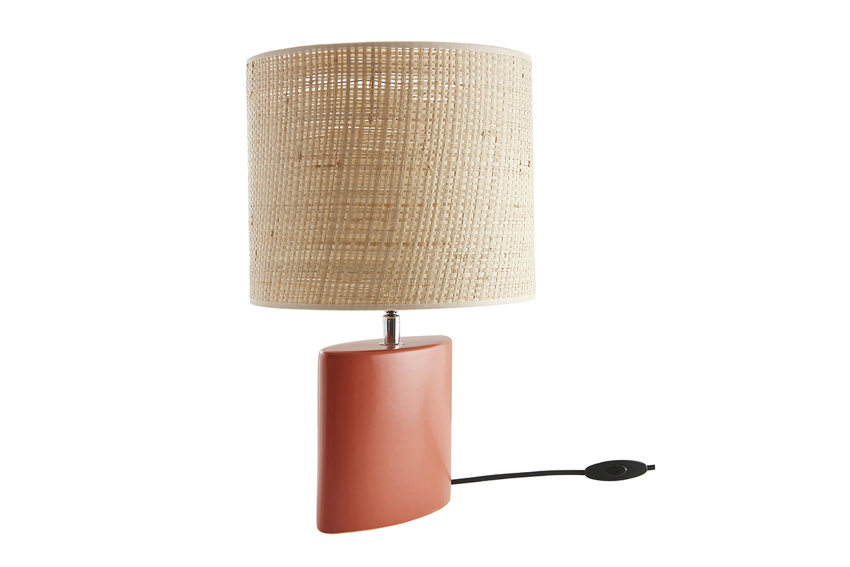 Lampe � poser en c�ramique terracotta mat et abat-jour en raphia naturel H40 cm TIGA